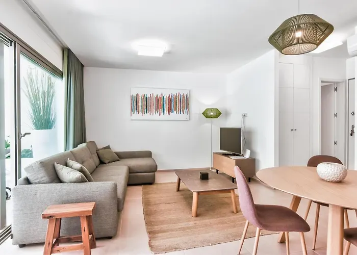 Tahona 02 Pool View 1b Tatil Evi