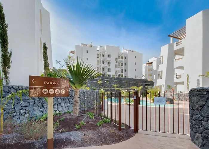 Tahona 02 Pool View 1b * パルム・マール