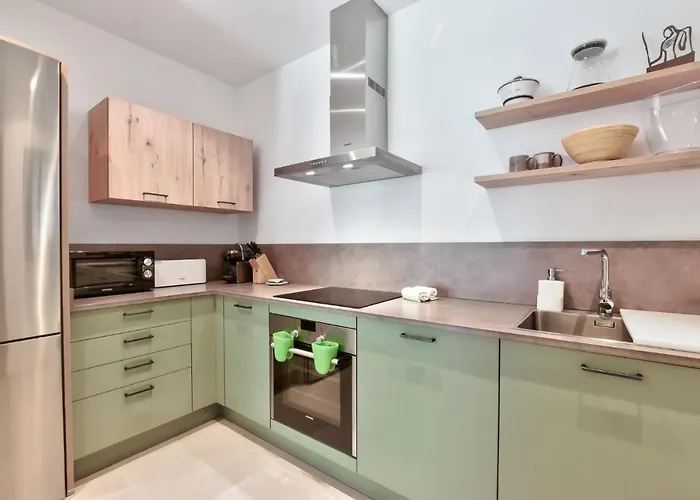 Nyaraló Tahona 02 Pool View 1b